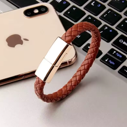 Manillas Cuero USB Cargador